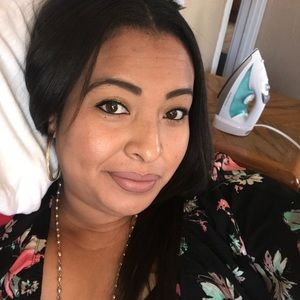 Meet your Posher, Luz